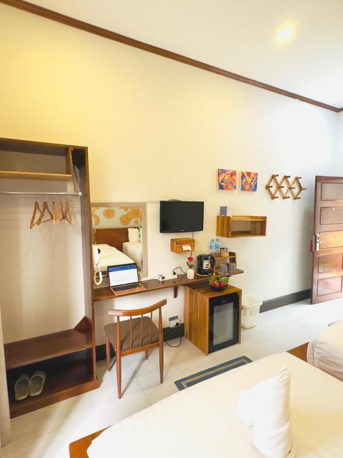 Luang Prabang Museum Inn & Travel エクステリア 写真